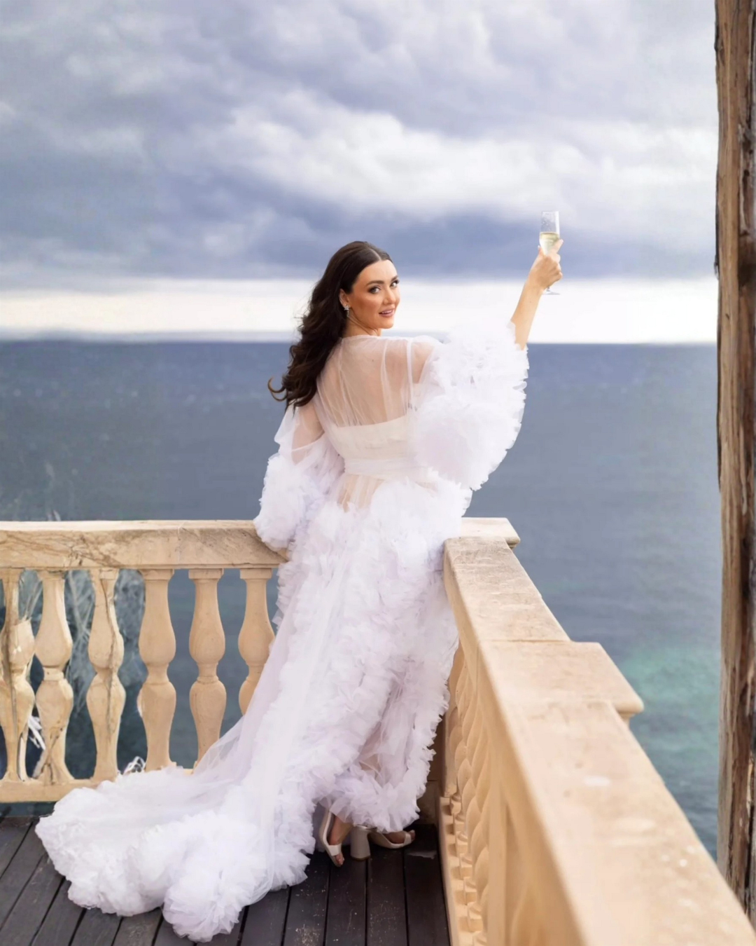 Alex Bridal Ruffle Robe (Ready to Ship)