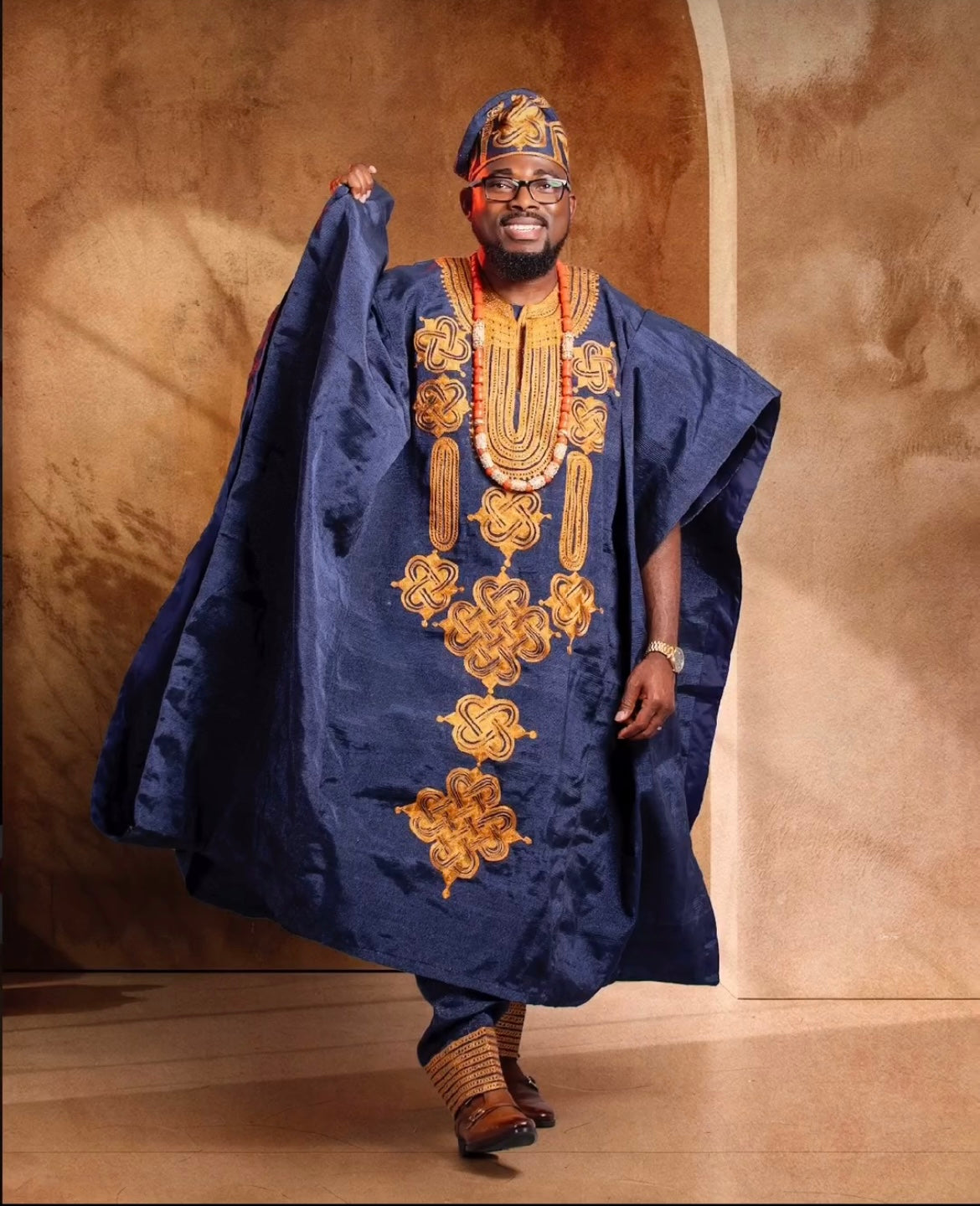Aso oke Agbada Set for Men, Men dansiki Aso Oke attire with Fila, Men Luxurious Gala wear, Men Clothing, Groom wedding dress, Agbada for Men, Men Traditional Outfit, Traditional Wedding suit for men