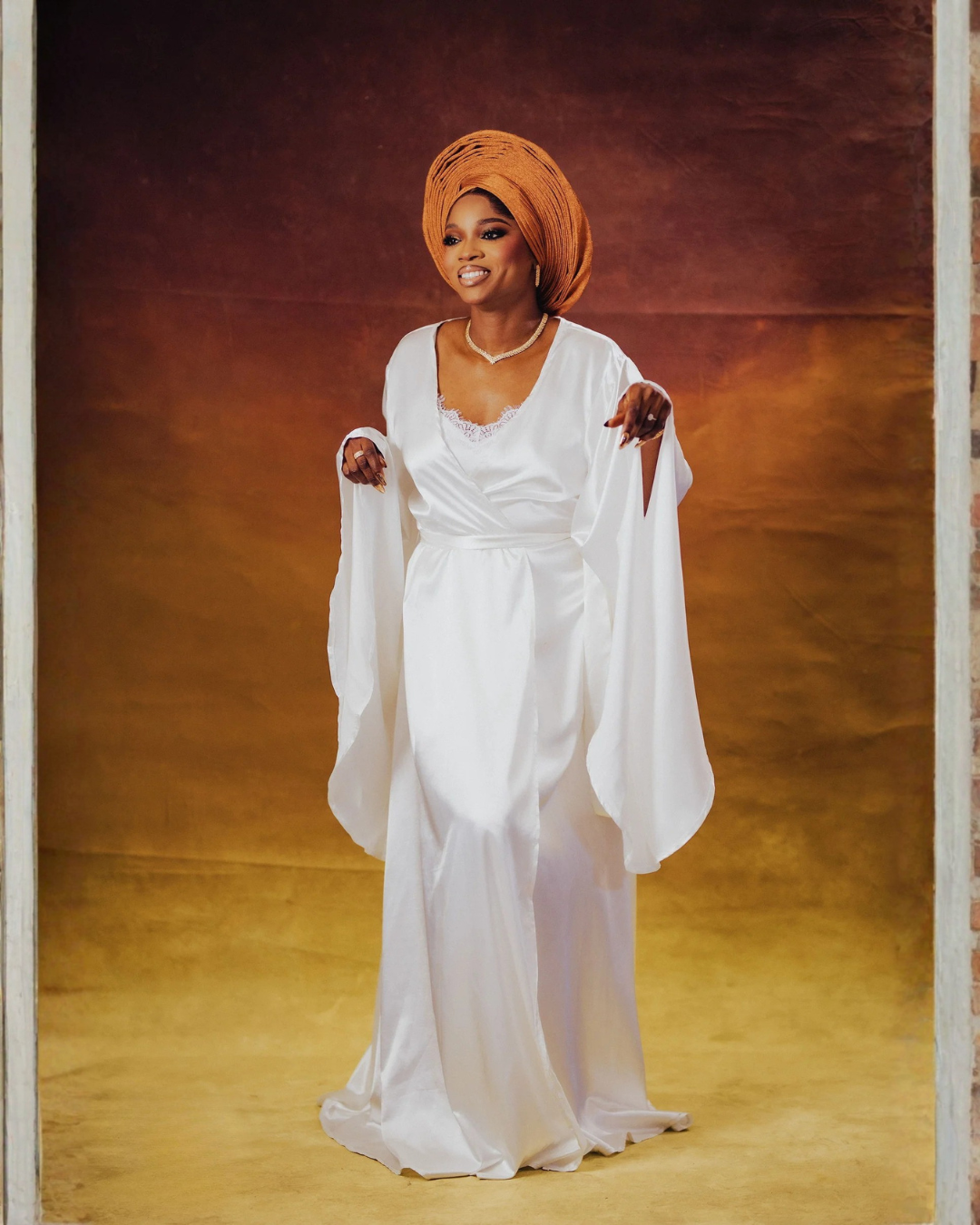 Titi Satin Trumpet Sleeve Bridal Robe