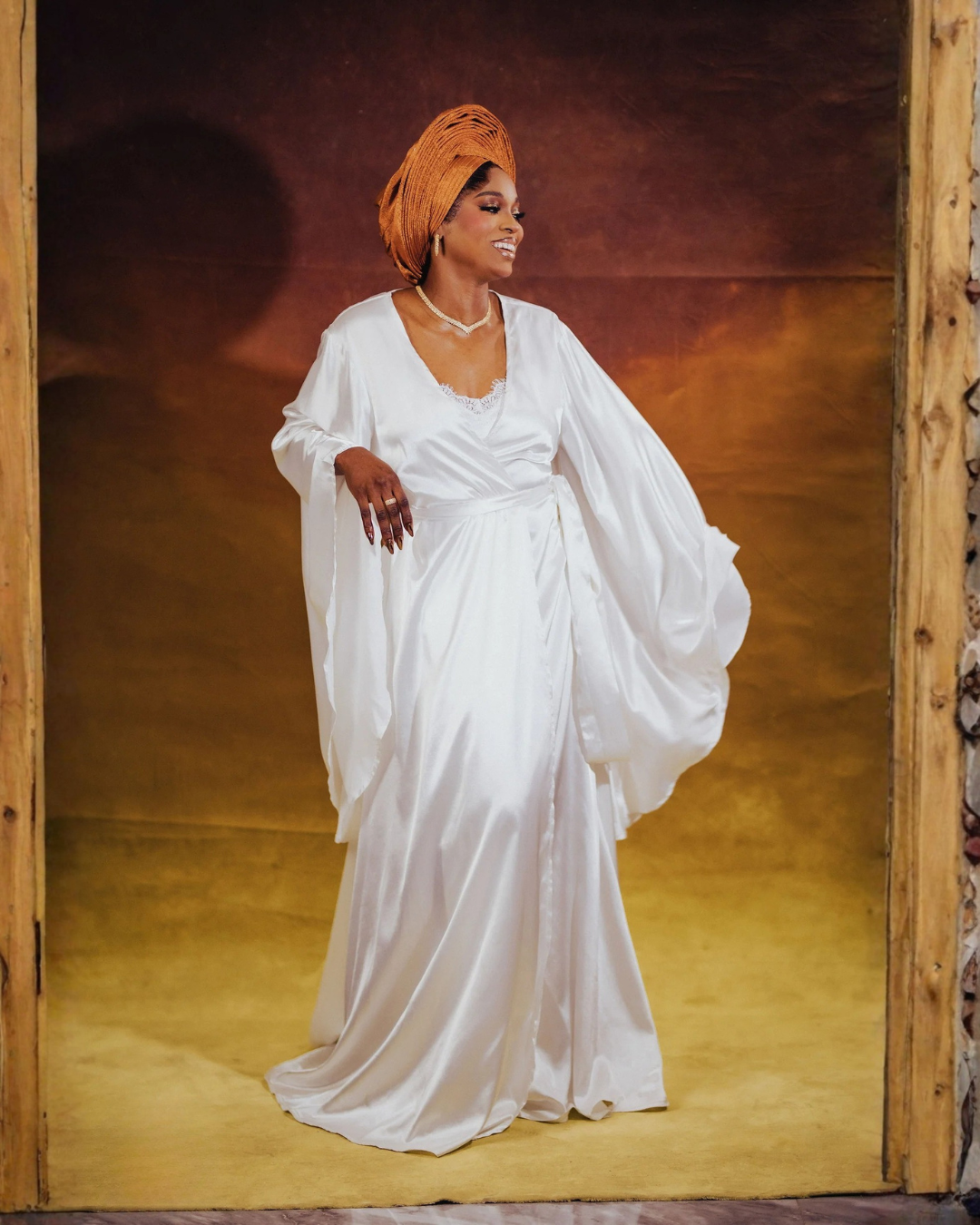 Titi Satin Trumpet Sleeve Bridal Robe