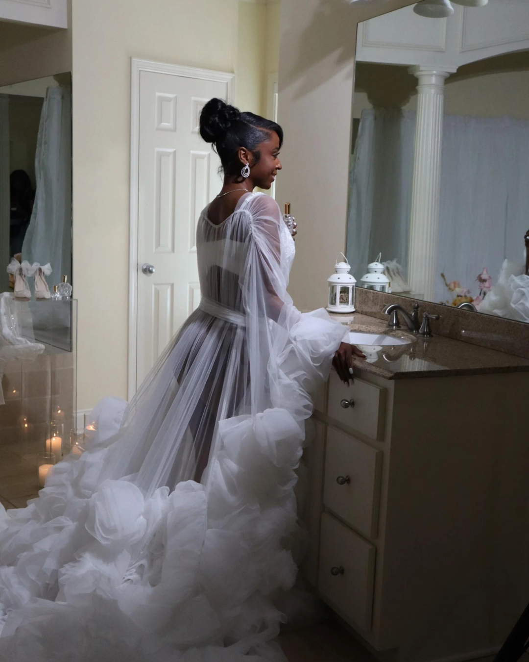 Bridal Robe, Wedding Robes for Brides, Floral Tulle Robe, Custom Wedding Day Robe, Gift For Bride To Be, Bridal Morning Robe