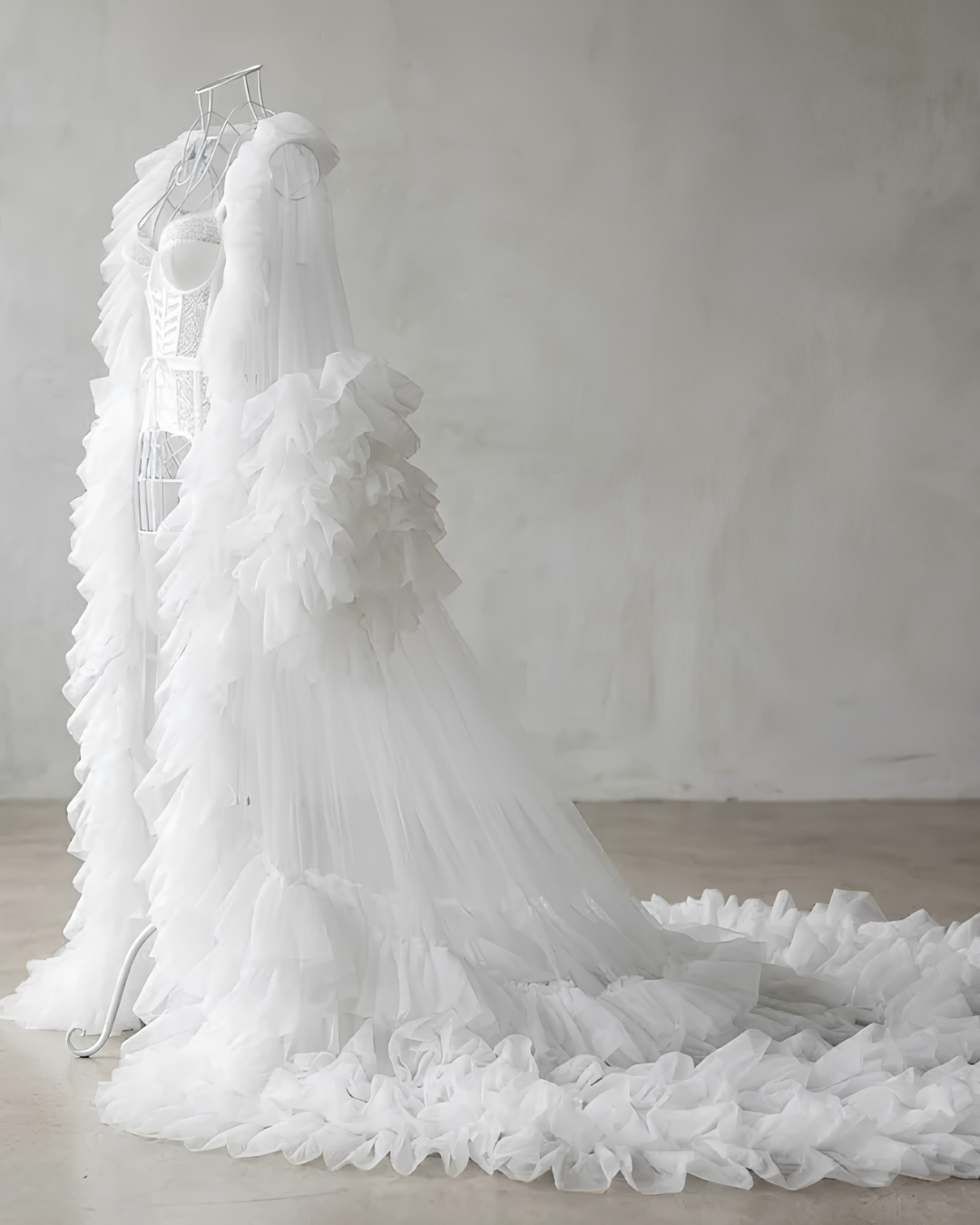 Andra Bridal Ruffle Robe