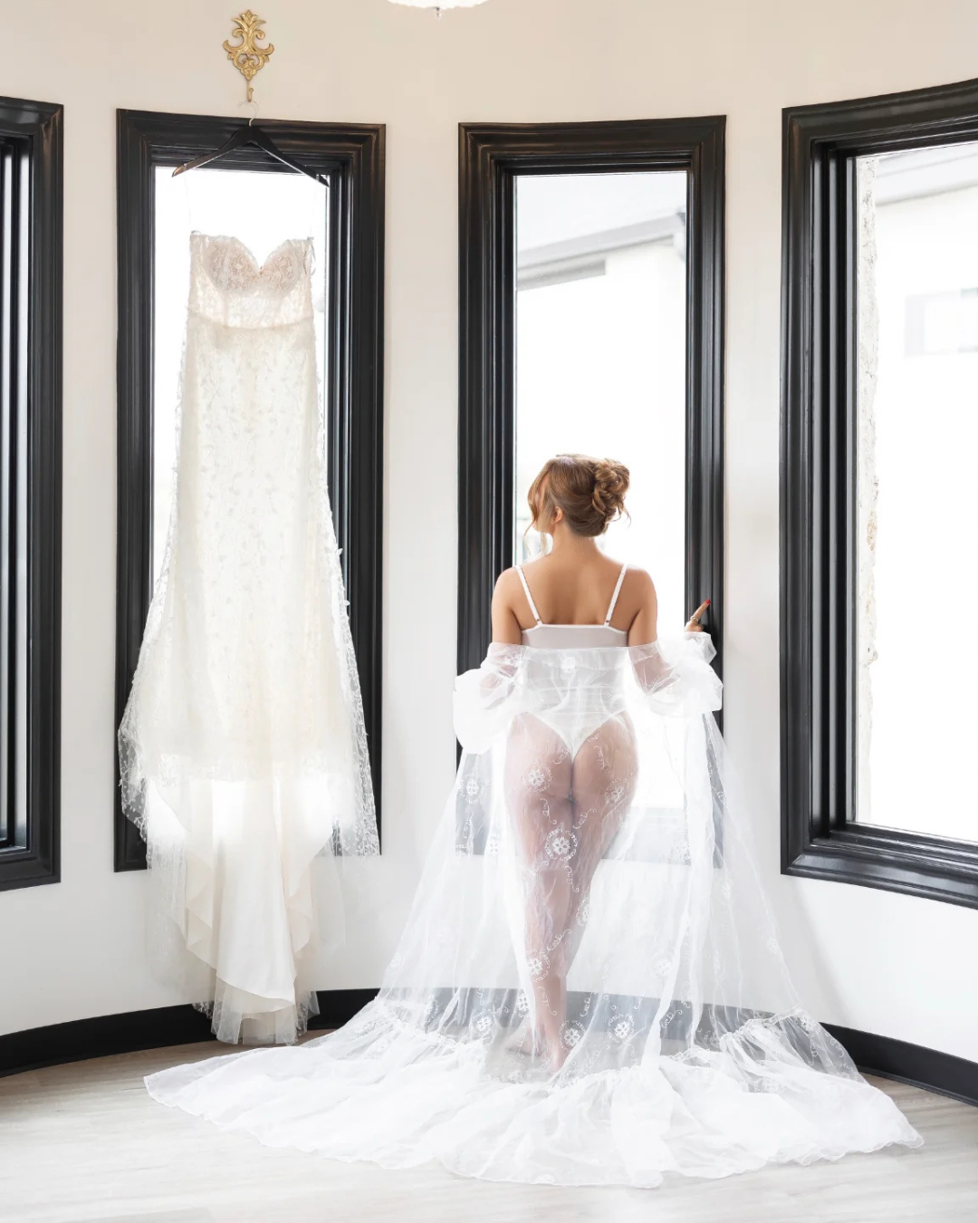 Lucy 2 Bridal Rental Robe