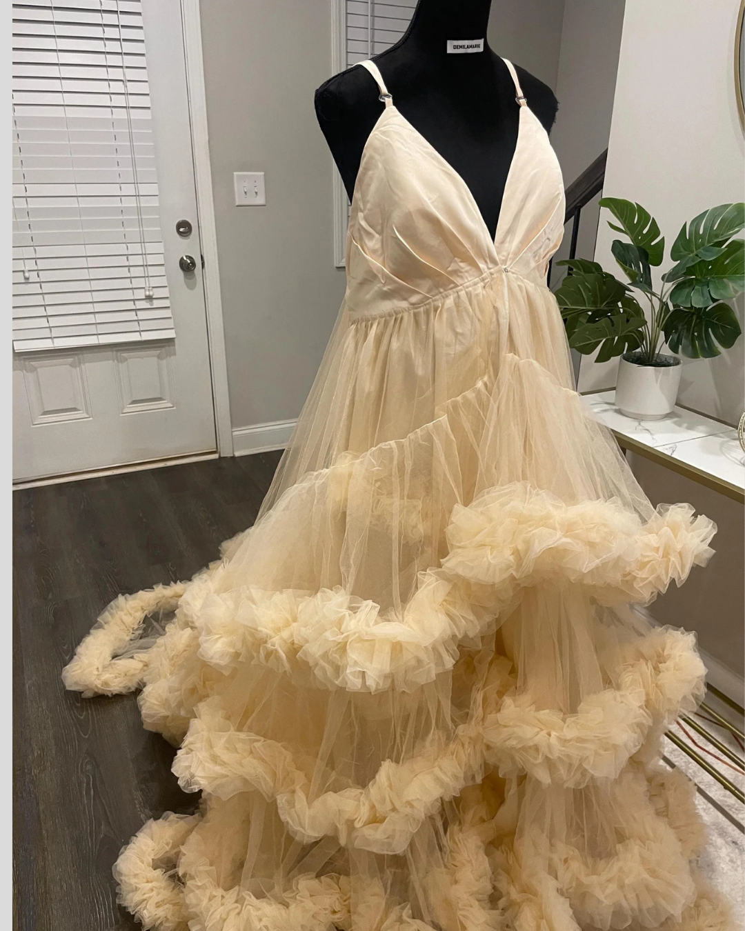 Maternity Dress for Photo Shoot, Tulle Maternity Gown, Baby Shower Photoshoot Dress, Boho Maternity Gown, Wedding Guest Dress, Gift for Her