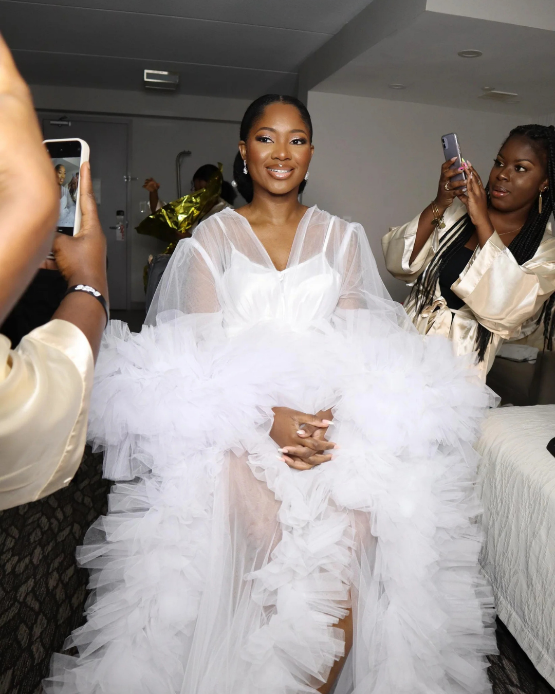Bridal Robe, Wedding Robes for Brides, Tulle Robe, Wedding Day Robe, Gift for Bride To Be, Bridal Morning Robe