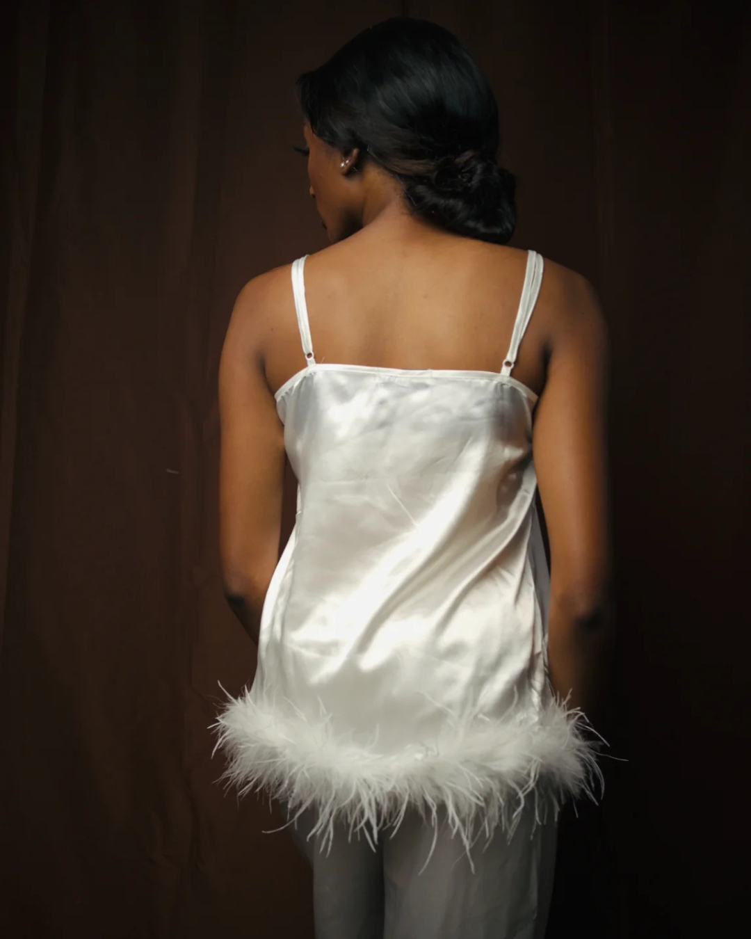 Saia Pyjamas with Feather Hem