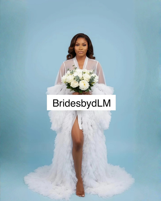 Bridal Robe, Bridal Portrait Robes for Brides, Tulle Robe, long Wedding Day Robe, Gift for Bride to be, Bridal morning robe, White long robe