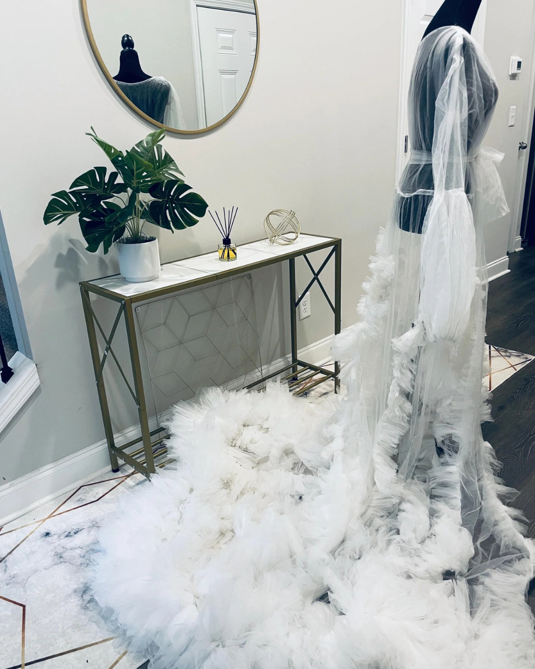 Bridal Robe, Long White Wedding Robes for Brides, Tulle Robe, Wedding Day Robe, Gift For Her, Bride To Be Wedding Gifts, Bridal Morning Robe