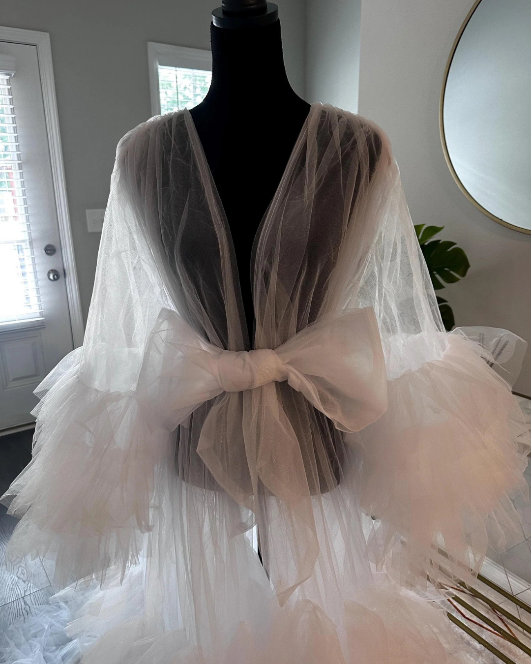Bridal Robe, Wedding Robes for Brides, Tulle Robe, Wedding Day Robe, Gift for Bride to be, Bridal morning robe,Long Bridal Robe 2025 bride