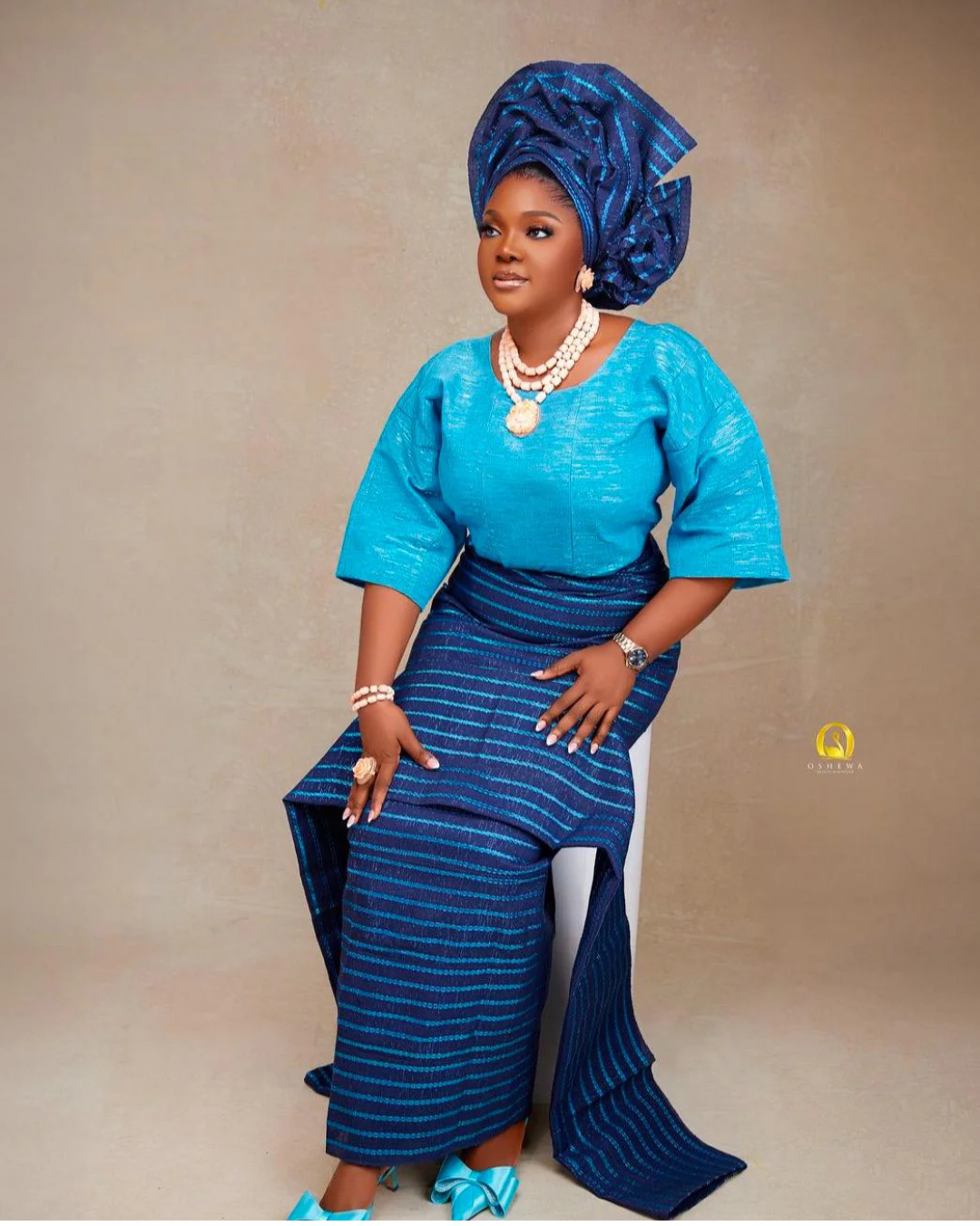 Classic Asooke Iro And Buba, Mother Of The Bride And Groom Outfits, 40th Birthday Attire, Asooke For Women, Nigerian Wedding Suit, Asooke