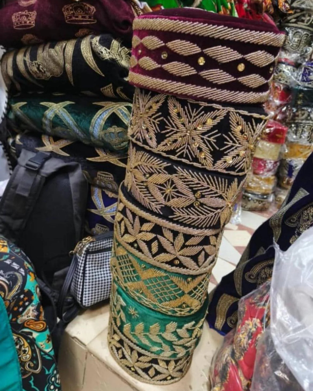 African Chieftaincy Wedding Hat, Igbo Ozo Cap, African Men's Wedding Velvet Cap/Beaded Cap, Nigerian Special Traditional Men Hat