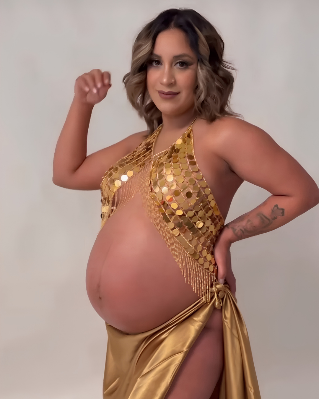 Gold Maternity Accessories, Maternity Necklace, Maternity Ball Dress, Ocassion Dress For Pregnancy, Gift for Mother To Be, Senior Photo Props