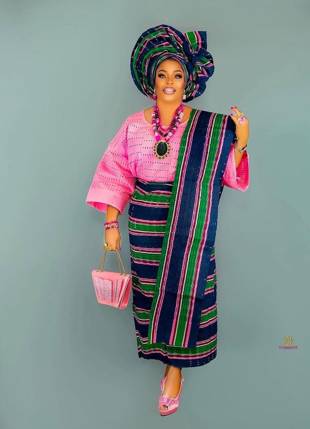Classic Asooke iro and buba, Mother of the bride and groom outfits, 40th birthday attire, Asooke for women, Nigerian wedding suit. ASOOKE