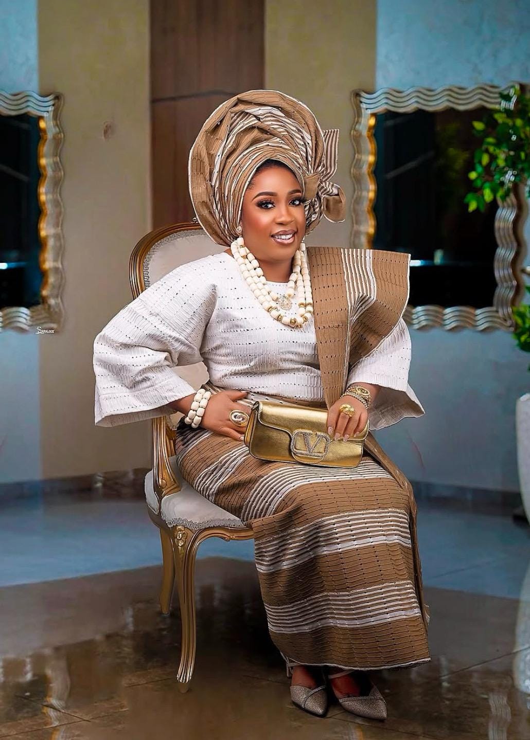 Classic Asooke iro and buba, Mother of the bride and groom outfits, 40th birthday attire, Asooke for women, Nigerian wedding suit. ASOOKE