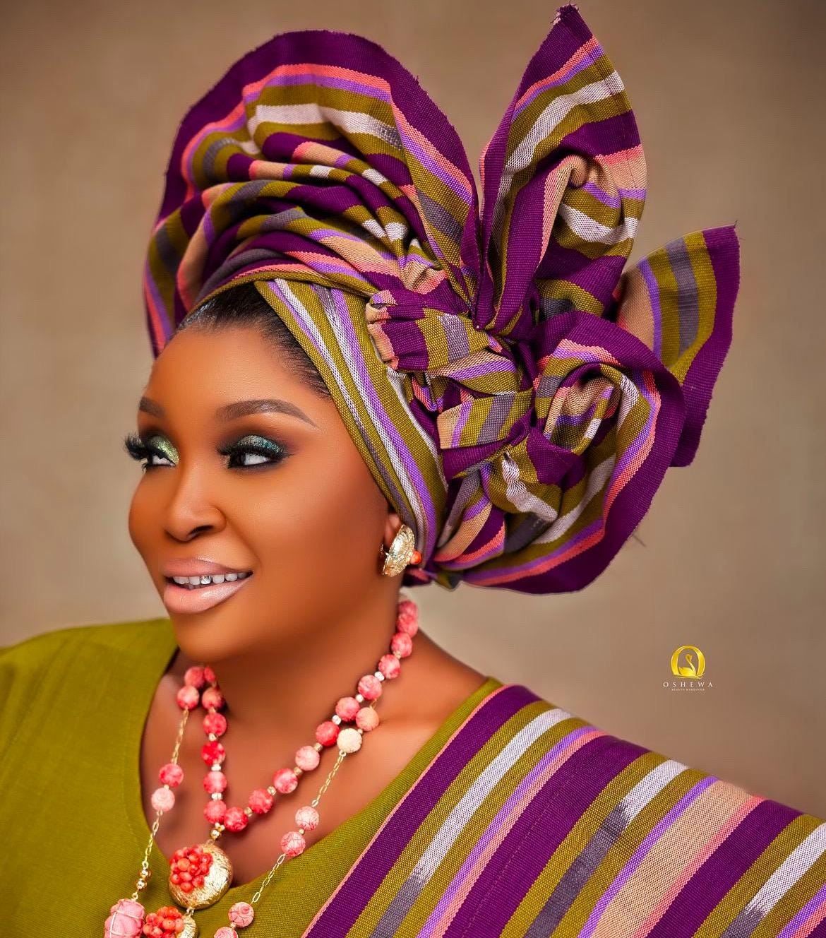 Classic Asooke iro and buba, Mother of the bride and groom outfits, 40th birthday attire, Asooke for women, Nigerian wedding suit. ASOOKE