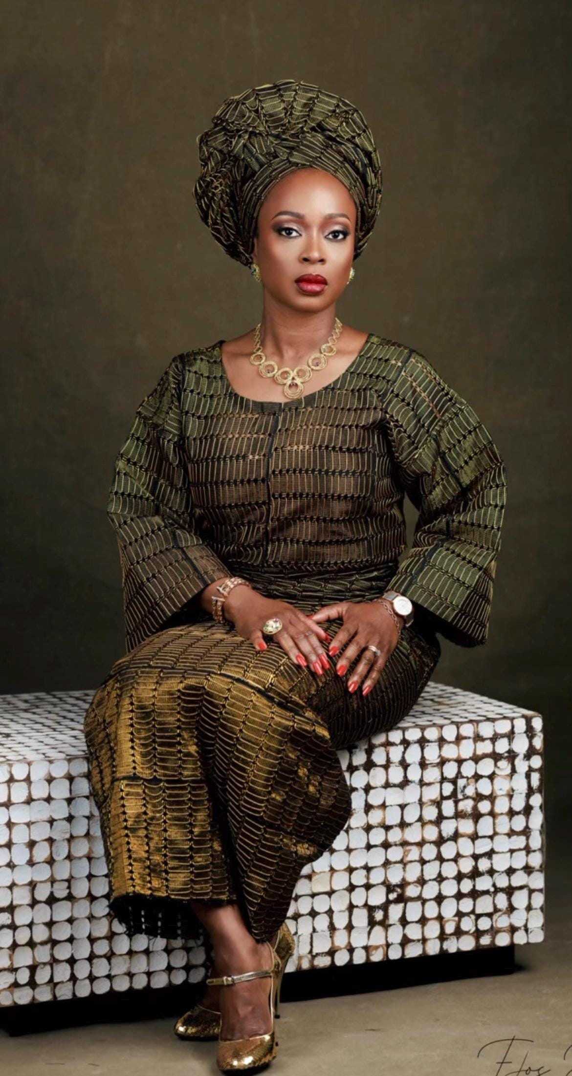 Classic Asooke iro and buba, Mother of the bride and groom outfits, 40th birthday attire, Asooke for women, Nigerian wedding suit. ASOOKE