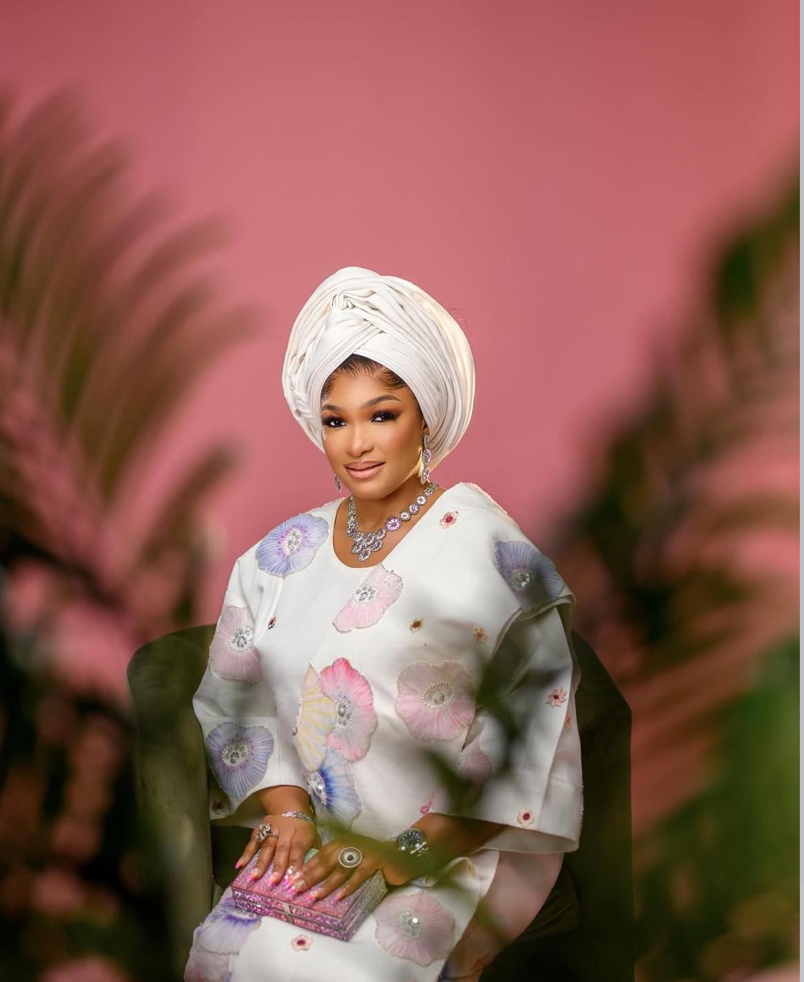 Classic Asooke iro and buba, Mother of the bride and groom outfits, 40th birthday attire, Asooke for women, Nigerian wedding suit. ASOOKE