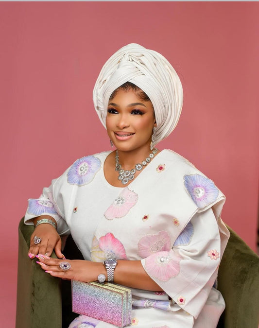 Classic Asooke iro and buba, Mother of the bride and groom outfits, 40th birthday attire, Asooke for women, Nigerian wedding suit. ASOOKE