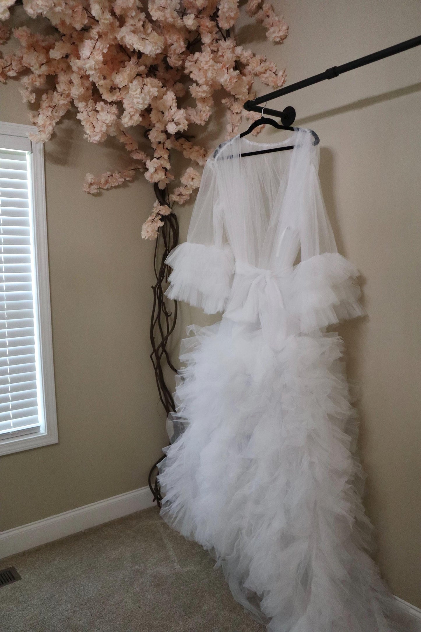 Bridal Robe, Wedding Robes, Long Tulle Robe, Wedding Day Robe,Gift for Bride to be,Bridal morning robe, Gift for her, 2025 bride 2026 bride