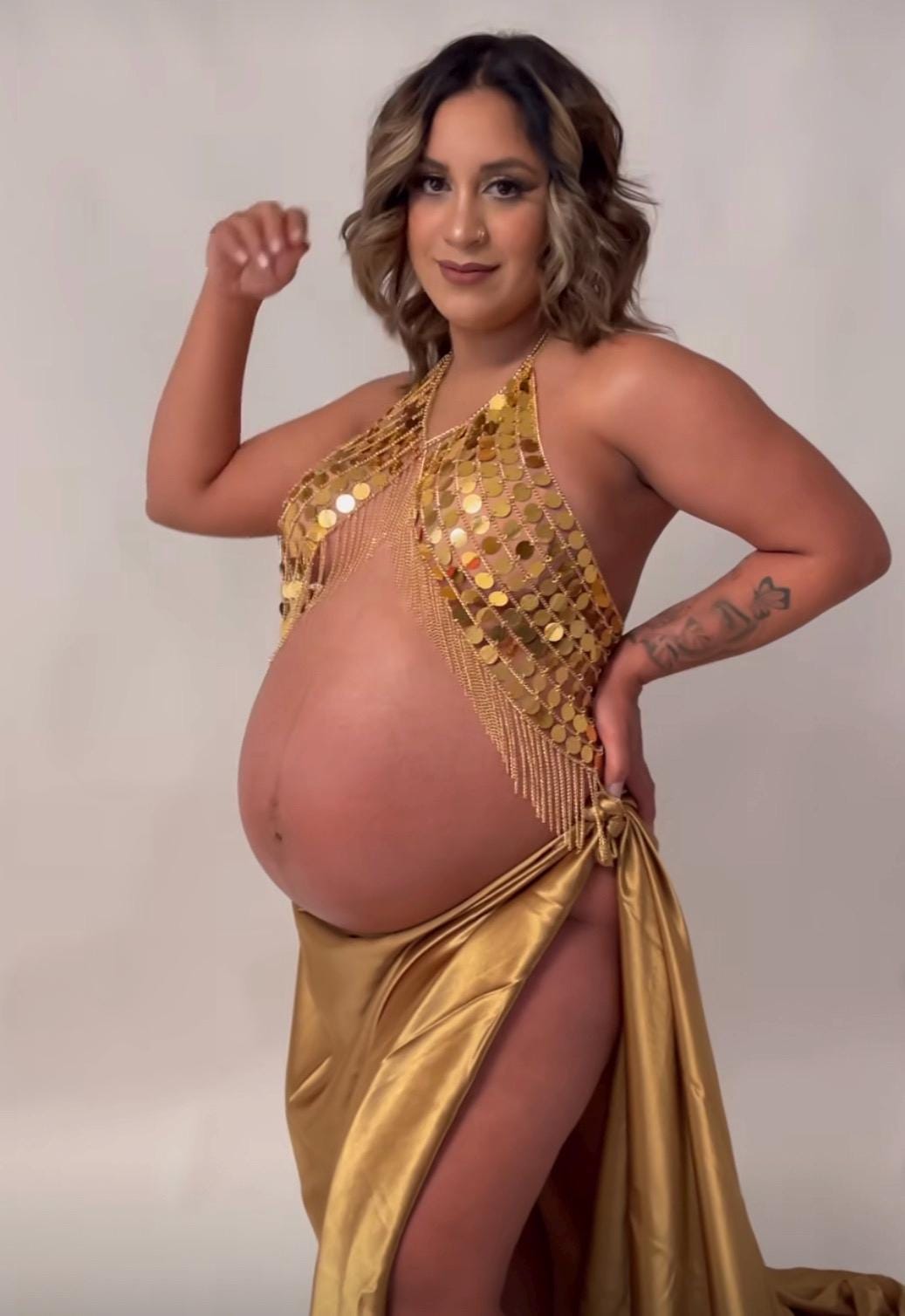 Gold Maternity accesories, Maternity necklace, Maternity Ball dress, Ocassion dress for pregnancy,Gift for Mother to be, senior photo props