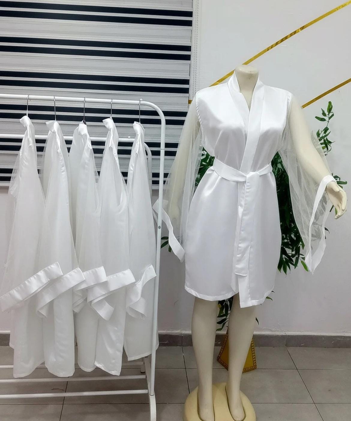 Bridal Robe, satin robe, any size and color, Long bridesmaids Robe, wedding day robe, getting ready, 2025 bridesmaid, 2026 bridal party