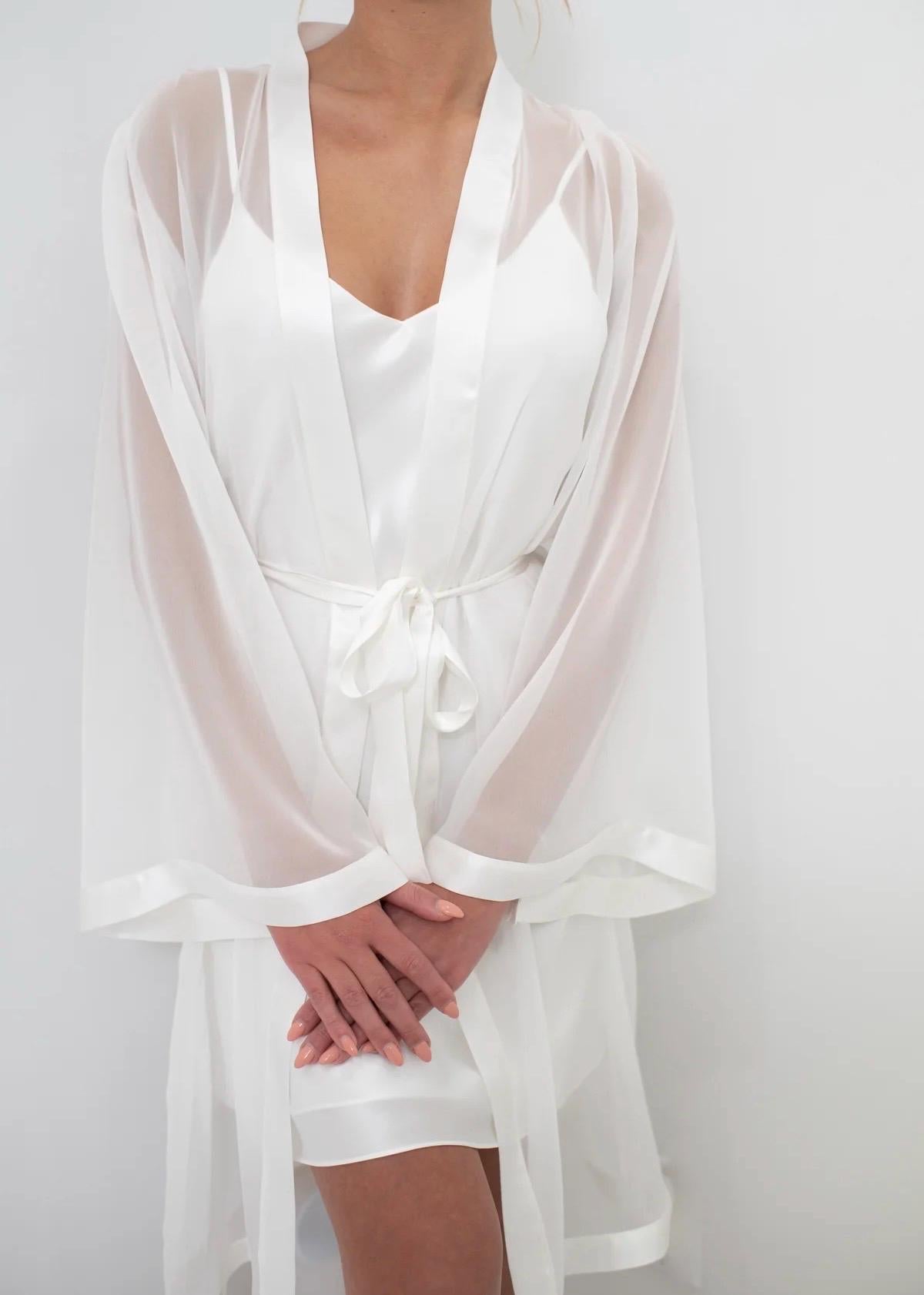 Bridal Robe, satin robe, any size and color, Long bridesmaids Robe, wedding day robe, getting ready, 2025 bridesmaid, 2026 bridal party